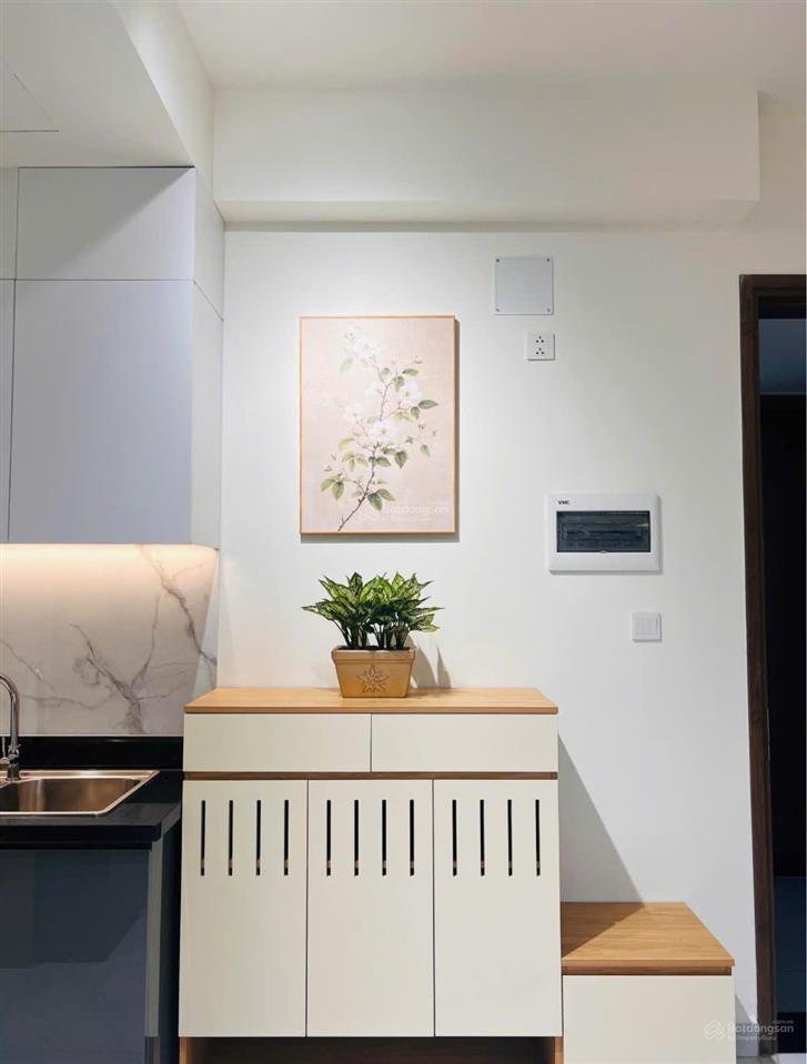 Ch nguyễn thượng hiền, 2pn cổ điển, dt 50m2, tầng 5 mới, hình thật, sổ riêng, thuê 13 triệu