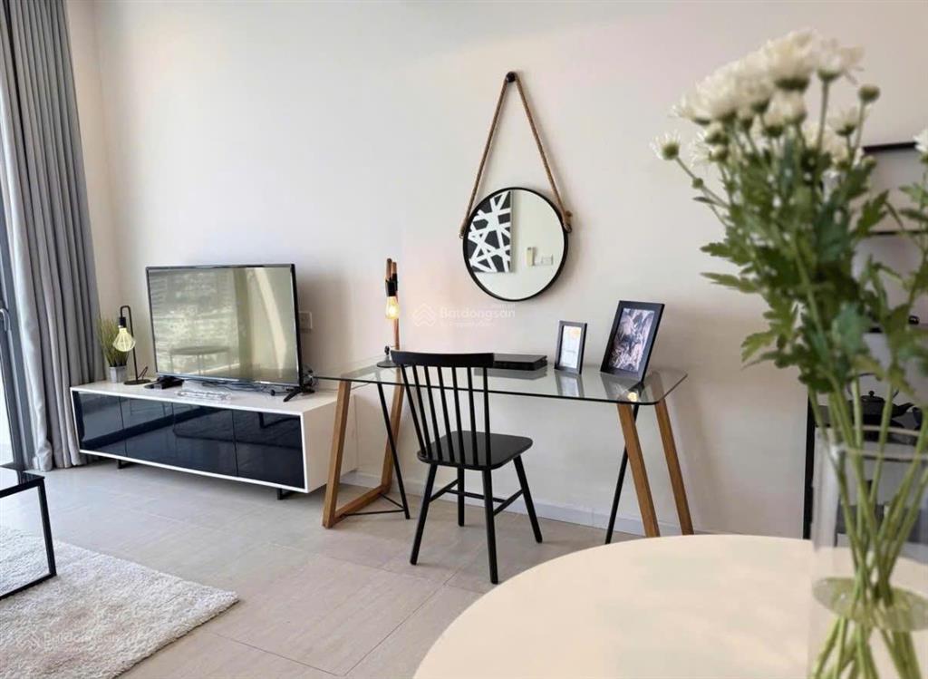 Vòng xoay nguyễn thái sơn, ch 50m2 sổ sẵn đang kẹt bán, tròng đủ bớt ít, vay 70%, thuê 14 triệu