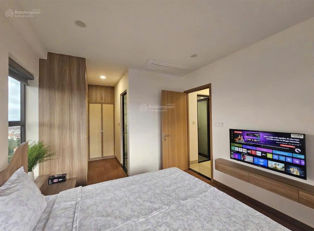 Vòng xoay nguyễn thái sơn, ch 50m2 sổ sẵn đang kẹt bán, tròng đủ bớt ít, vay 70%, thuê 14 triệu