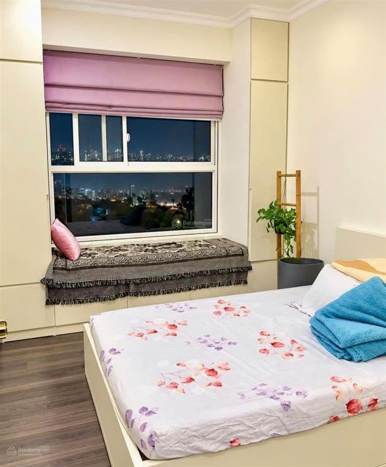 Lầu 8, có thang máy, hiện đại tiện ích dưới tòa, ch 57m2 sổ riêng, kẹt vay 75%, pccc tốt, ở ngay