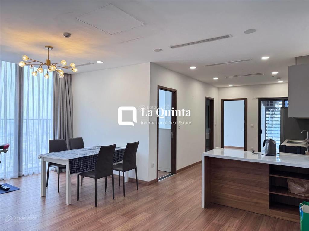Eco green sài gòn, bán gấp 8,2 tỷ, 89m2, 3pn, 2wc, đầy đủ nội thất
