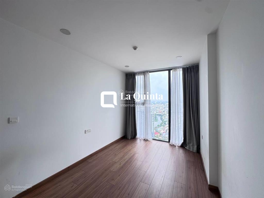 Eco green sài gòn, bán gấp 8,2 tỷ, 89m2, 3pn, 2wc, đầy đủ nội thất
