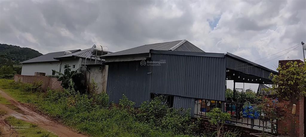 Chốt gấp! nhà & đất nền lớn ngay hồ ban tiện, ql14  giá không tưởng