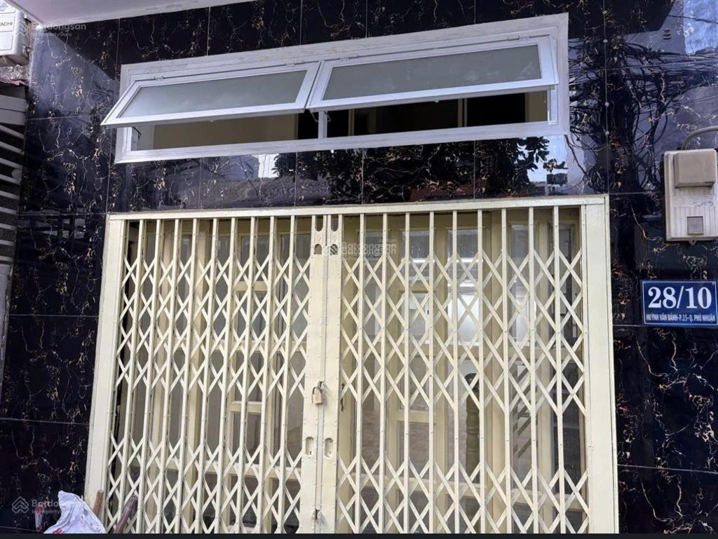 Chính chủ cho thuê nhà hẻm xe hơi 28/10 đường huỳnh văn bánh, phường 15, phú nhuận, tp hồ chí minh