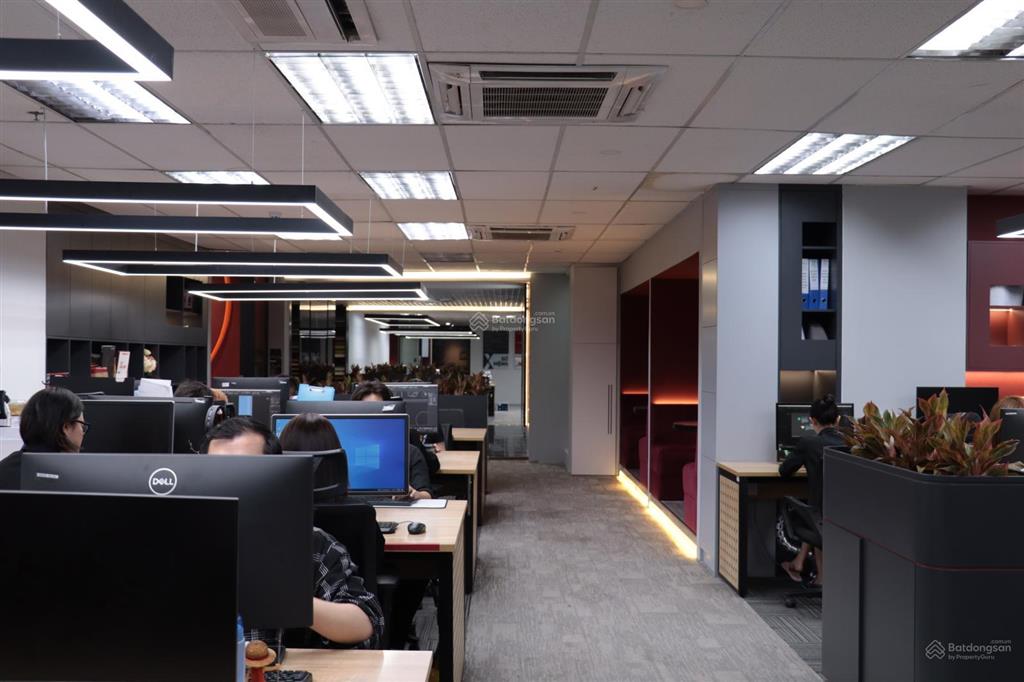 Chủ nhà cho thuê văn phòng quận 4 view sông 778m²