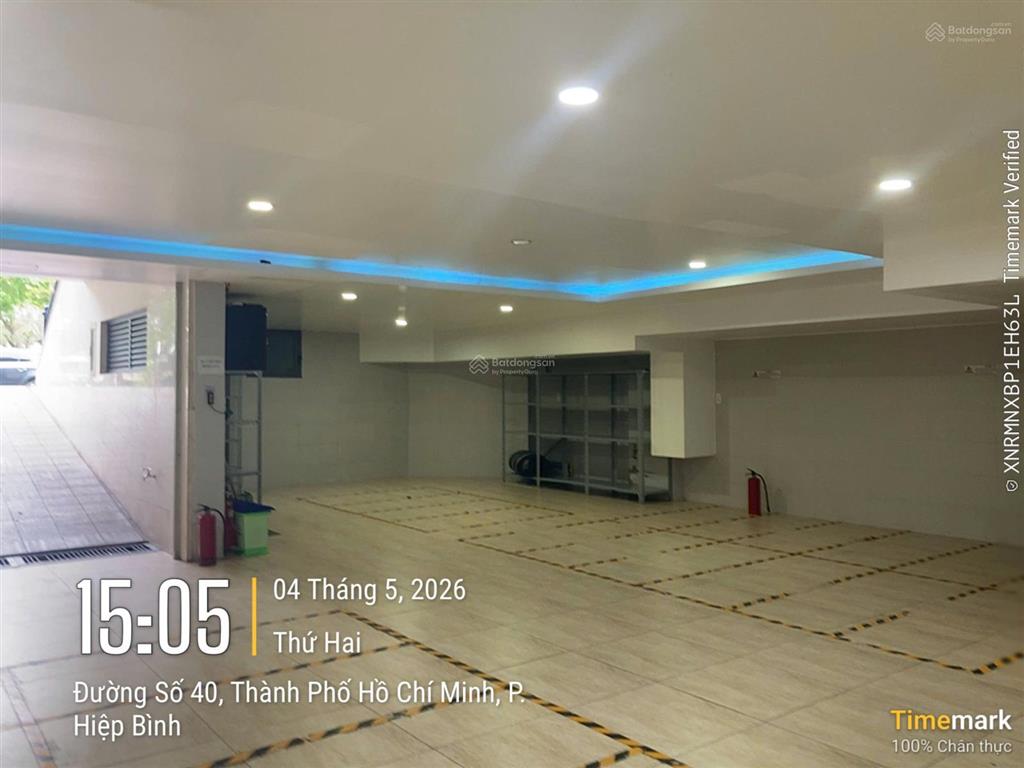 Bán gấp tòa nhà căn góc  vạn phúc city giá tốt