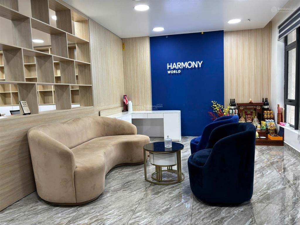 Bán gấp tòa nhà căn góc  vạn phúc city giá tốt