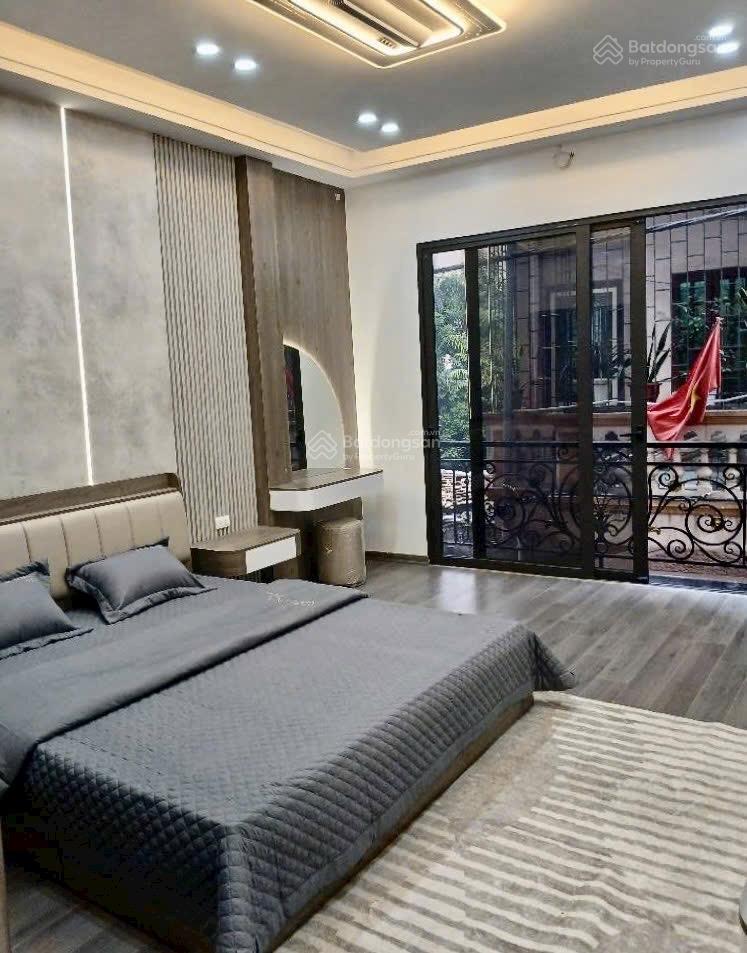 Chỉ 9 tỷ  cực hiếm  tt cầu giấy ô tô đỗ cửa  phân lô cán bộ  5 tầng nhà đẹp  ở ngay