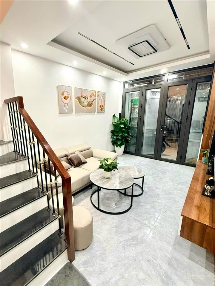 Chỉ 9 tỷ  cực hiếm  tt cầu giấy ô tô đỗ cửa  phân lô cán bộ  5 tầng nhà đẹp  ở ngay