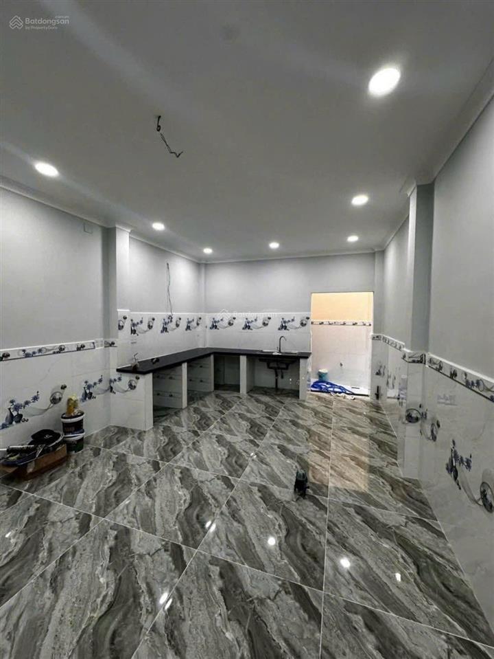 Bán nhà hẻm xe hơi đường kênh 19/5 phường sơn kỳ dt 4x17 đúc 1 tấm bán 6,7 tỷ  0888 755 *** hiểu