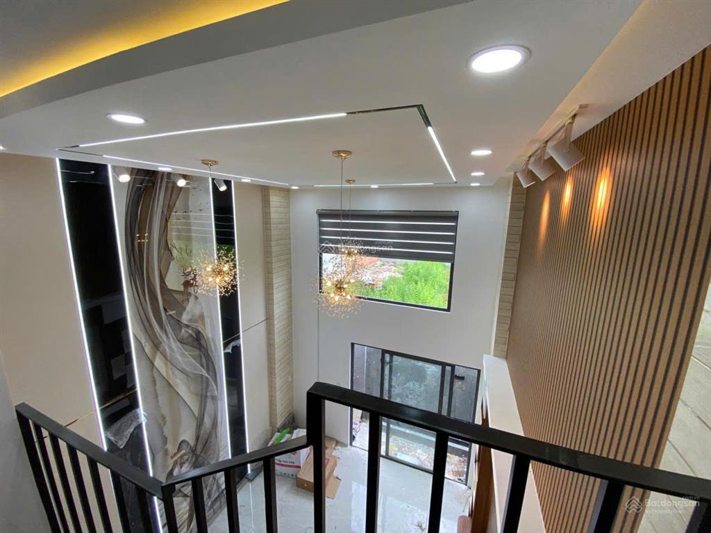 Bán nhà hẻm xe hơi đường số 16 phường bhh, diện tích 4x14,25 đúc 1 trệt 1 lửng 2 lầu bán 7,2 tỷ