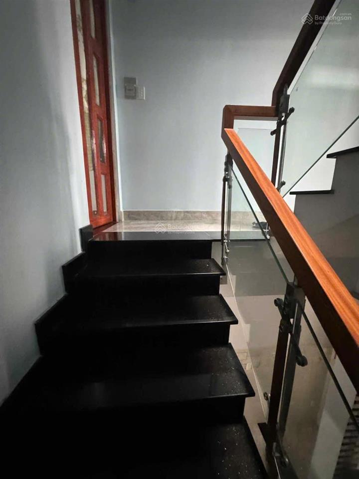 Bán nhà hẻm xe hơi đường lê trọng tấn dt 4x14 đúc 1 trệt 2 lầu bán 7,1 tỷ  0888 755 *** hiểu
