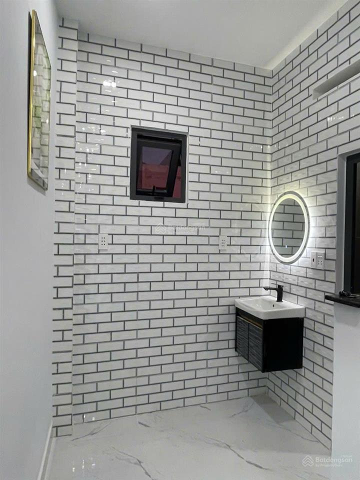 Bán nhà hẻm xe hơi đường hương lộ 3 phường bình hưng hòa diện tích 4x17 đúc 1 trệt 2 lầu bán 7 tỷ