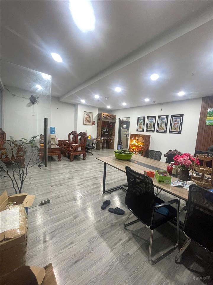 Bán căn hộ tầng trệt chung cư green town dt 128m2 bán 10,5 tỷ,  0888 755 ***