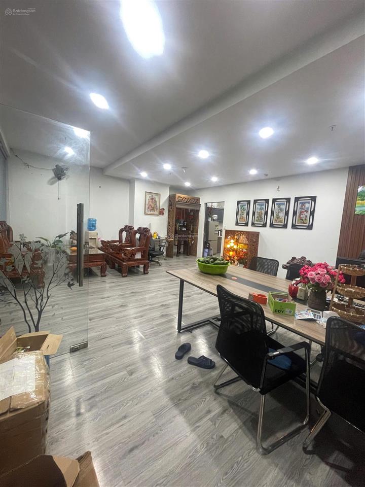Bán căn hộ tầng trệt chung cư green town dt 128m2 bán 10,5 tỷ,  0888 755 ***