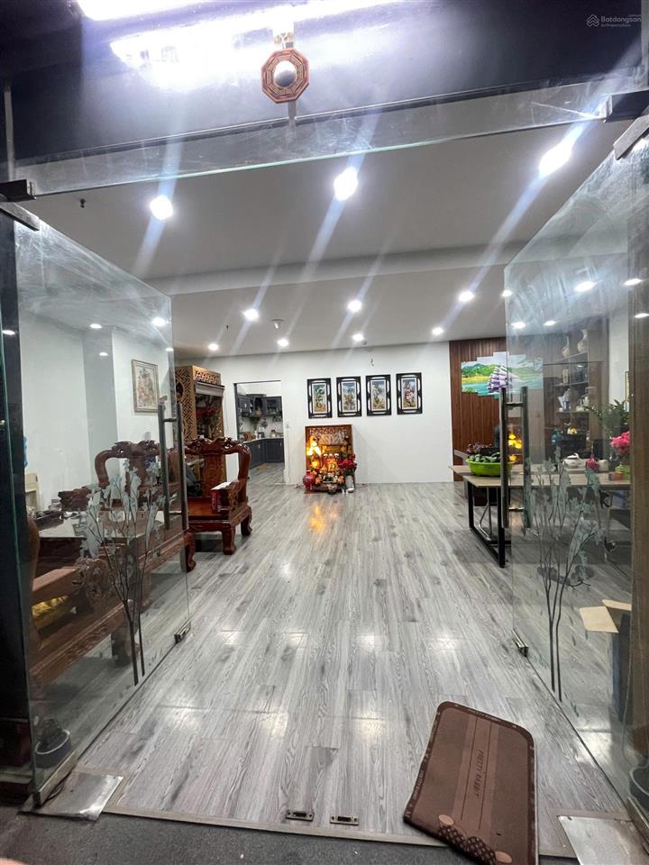 Bán căn hộ tầng trệt chung cư green town dt 128m2 bán 10,5 tỷ,  0888 755 ***