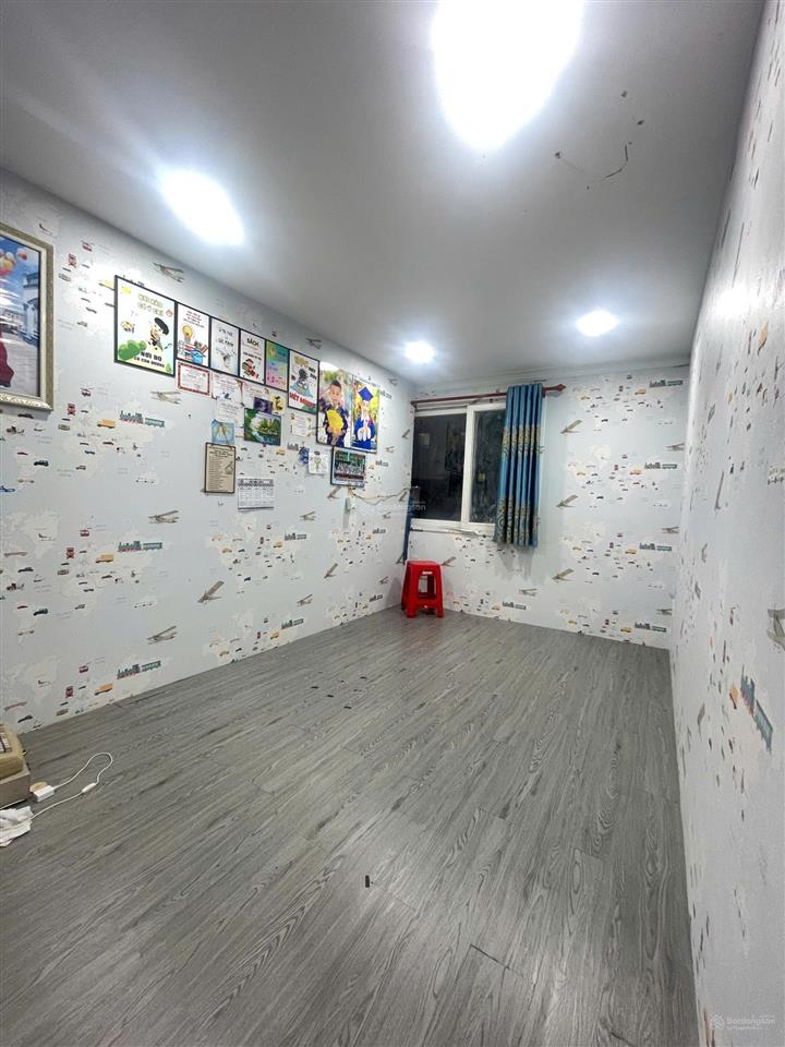 Bán căn hộ tầng trệt chung cư green town dt 128m2 bán 10,5 tỷ,  0888 755 ***
