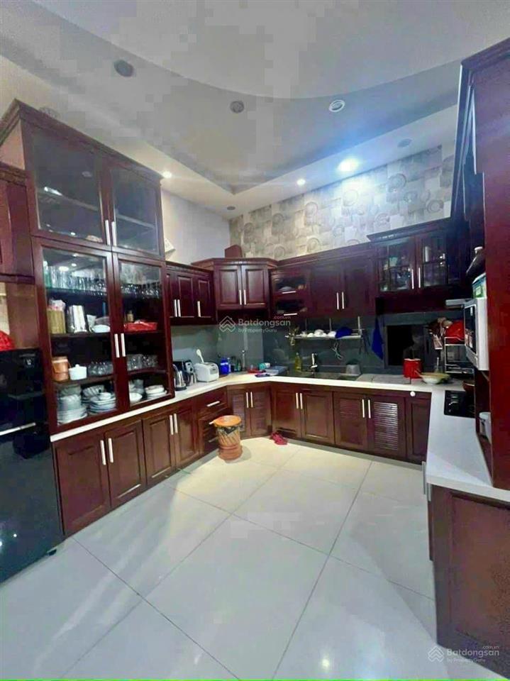 Cho thuê biệt thự hẻm xe tải đường số 4 bhh, bình tân