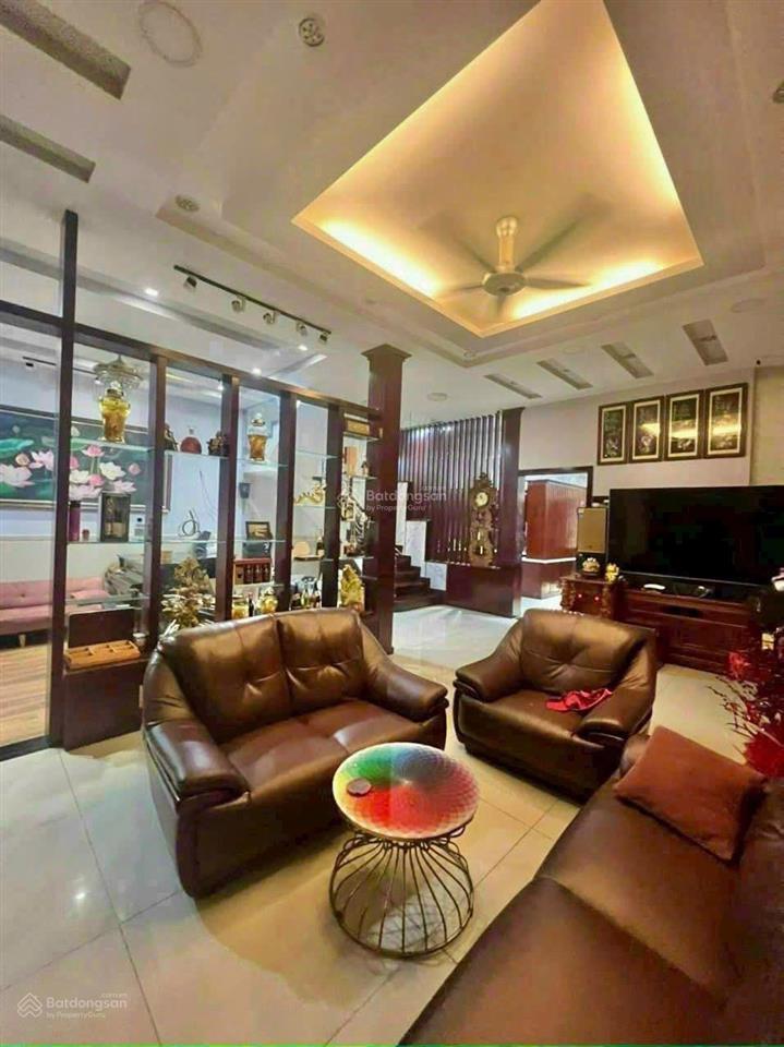 Cho thuê biệt thự hẻm xe tải đường số 4 bhh, bình tân