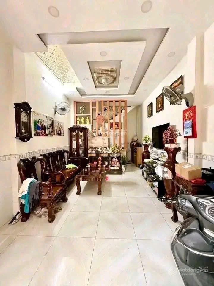 Bán nhà hxh lưu chí hiếu, tây thạnh dt 5x16m, 1 trệt 3 lầu st, 5pn, có dòng tiền cho thuê