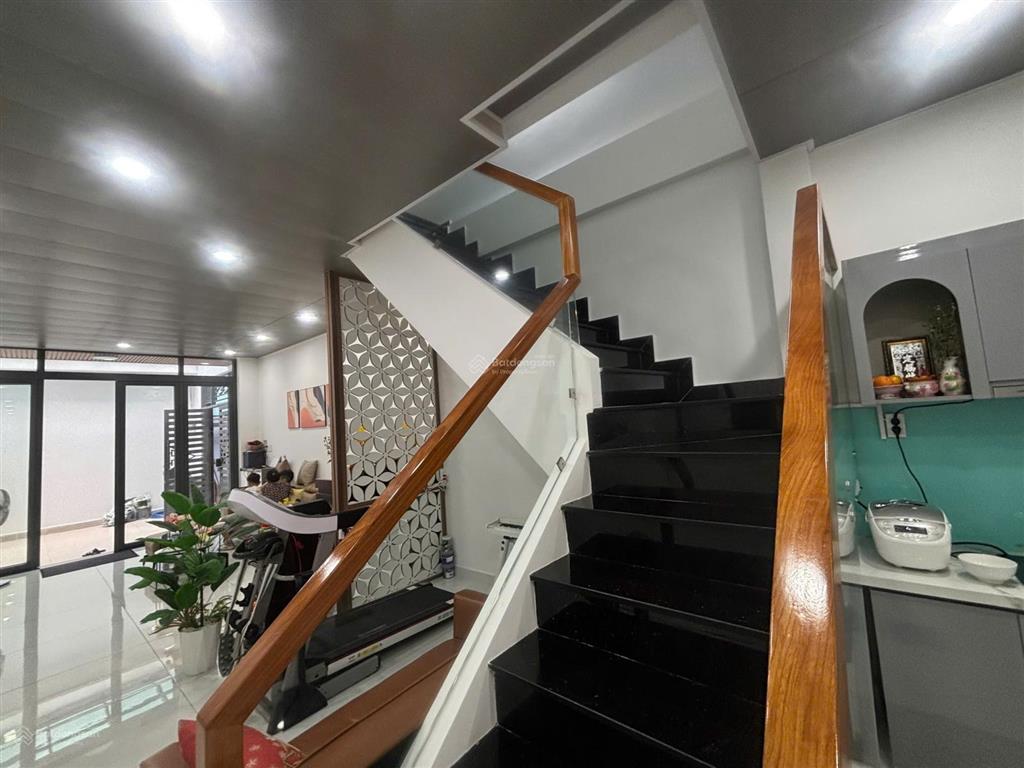 Bán nr, trịnh đình trọng, 6,5 tỷ, 79m2, 2pn, 3wc, pháp lý đầy đủ