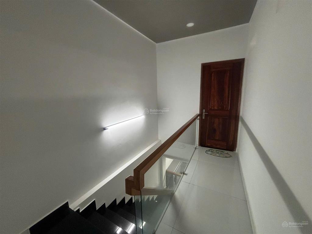 Bán nr, trịnh đình trọng, 6,5 tỷ, 79m2, 2pn, 3wc, pháp lý đầy đủ