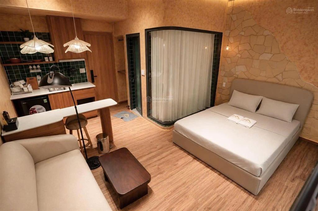 Tòa nhà homestay mặt phố tân bình 25 phòng