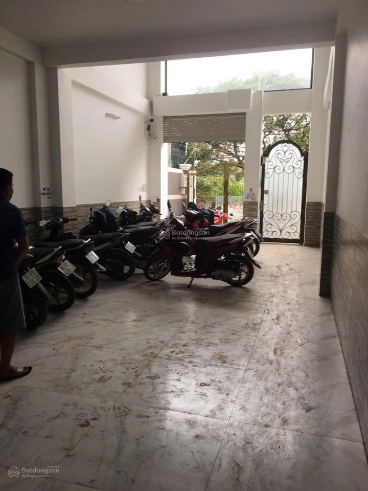 Bán tòa nhà chdv phường tân sơn nhì dt 5x34 đúc 1 trệt 5 lầu bán 28 tỷ