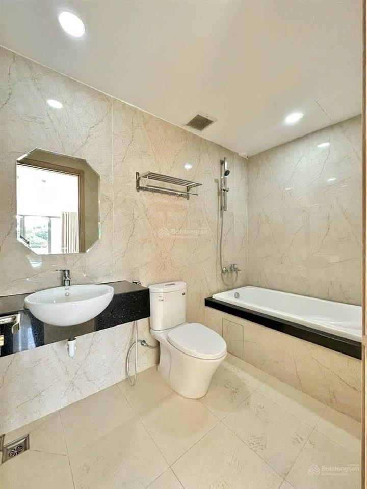 Căn hộ full nội thất  ban công thoáng  gần đảo kim cương  nhiều tiện ích đáng sống