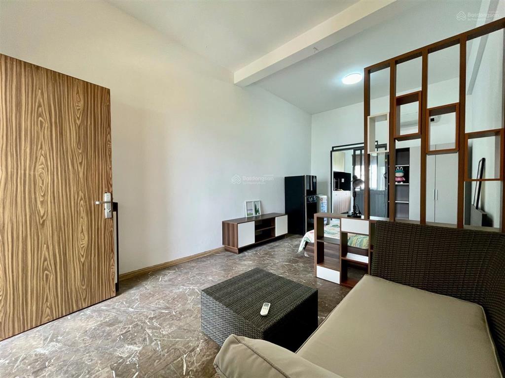 Giá sốc deal hời  căn hộ tách bếp  rộng thoáng đầy đủ nội thất  ngay trung tâm thảo điền