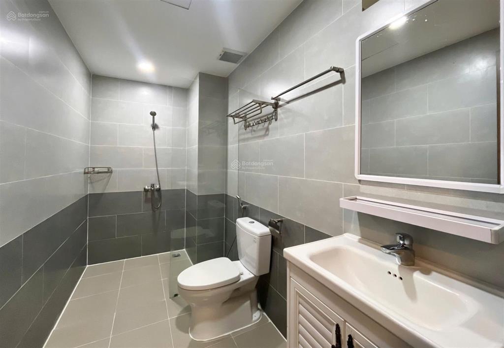 Cho thuê căn hộ cực rộng  tiện ích chung cư  full nội thất  gần cầu sài gòn