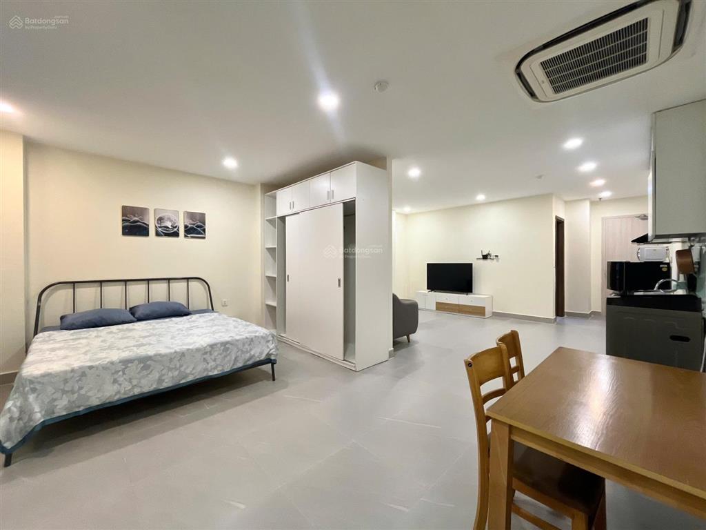Cho thuê căn hộ cực rộng  tiện ích chung cư  full nội thất  gần cầu sài gòn