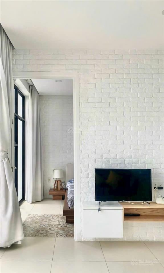 Cho thuê căn hộ dịch vụ siêu tốt  full nội thất  ban công view thoáng ngay trung tâm thảo điền