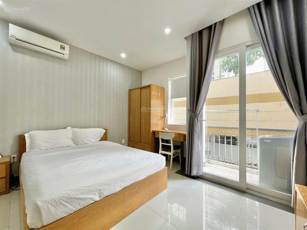 Cho thuê căn hộ nhiều tiện ích, full nội thất, rộng thoáng đậu được ô tô