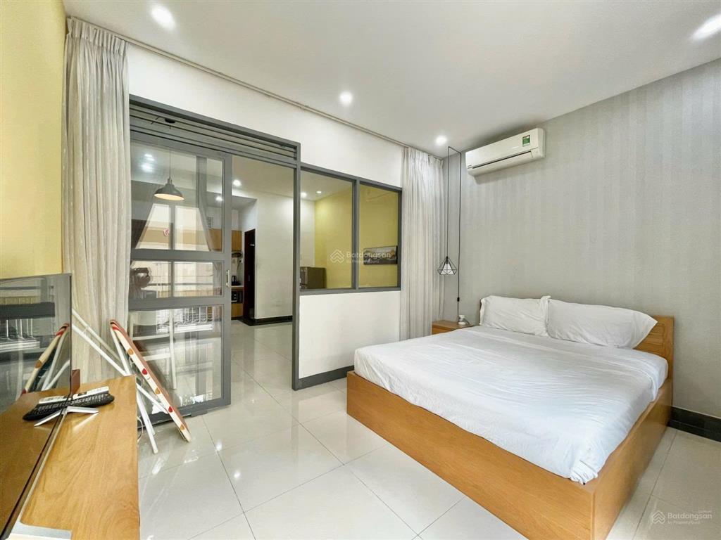 Cho thuê căn hộ nhiều tiện ích, full nội thất, rộng thoáng đậu được ô tô
