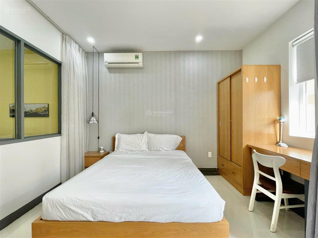Cho thuê căn hộ nhiều tiện ích, full nội thất, rộng thoáng đậu được ô tô