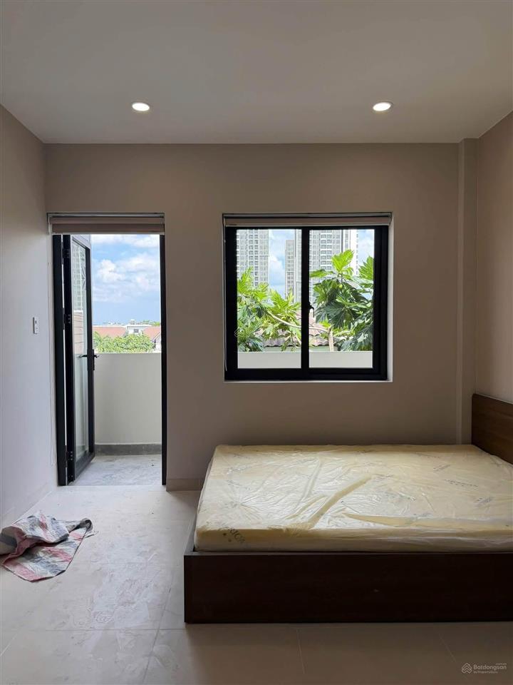 Cho thuê căn hộ new 100% full nội thất cao cấp ban công thoáng  gần đảo kim cương