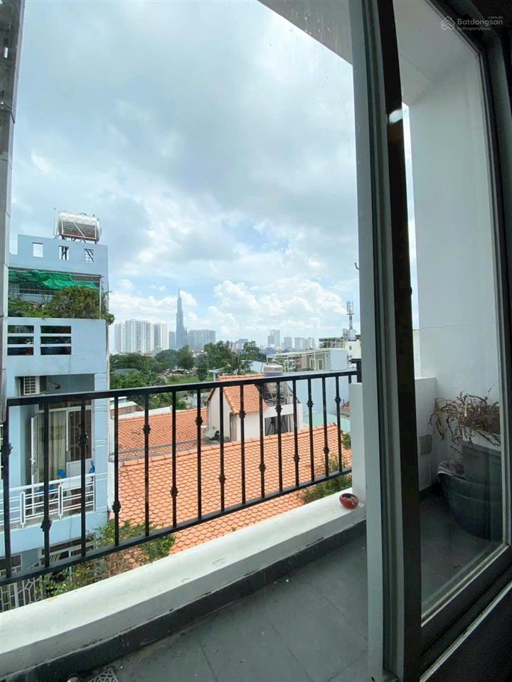 Trống căn hộ duplex full nội thất thoáng mát gần cầu sài gòn