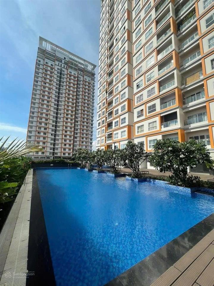 Bán căn hộ dragon hill 2  2pn2wc 71m2 giá 4.6 tỷ  0383 891 *** quỳnh