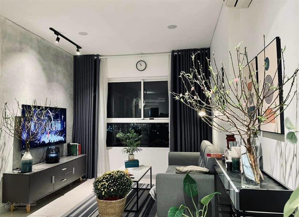 Cho thuê căn hộ dragon hill 2 2pn1wc 52m2 giá 9tr  0383 891 *** quỳnh