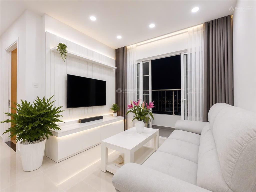 Cho thuê chung cư dragon hill 2 2pn2wc 71m2 full nt giá 10.5tr  quỳnh quỳnh