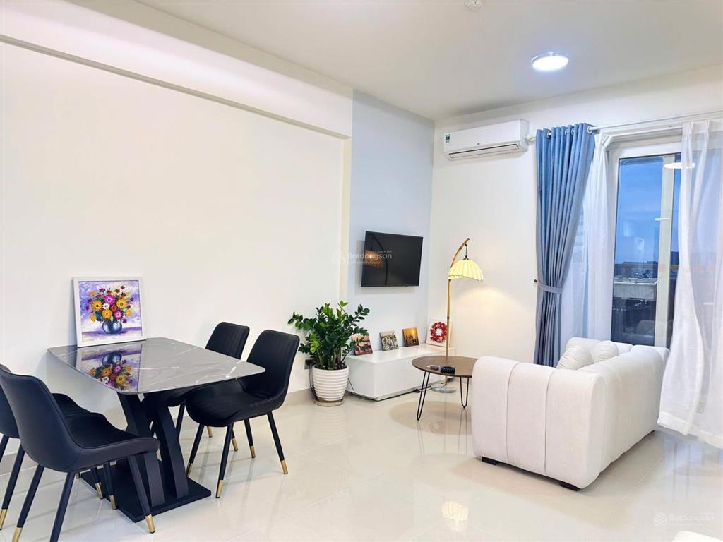 Cho thuê căn 1pn giá 8 triệu 52m2 tại the park residence  quỳnh quỳnh