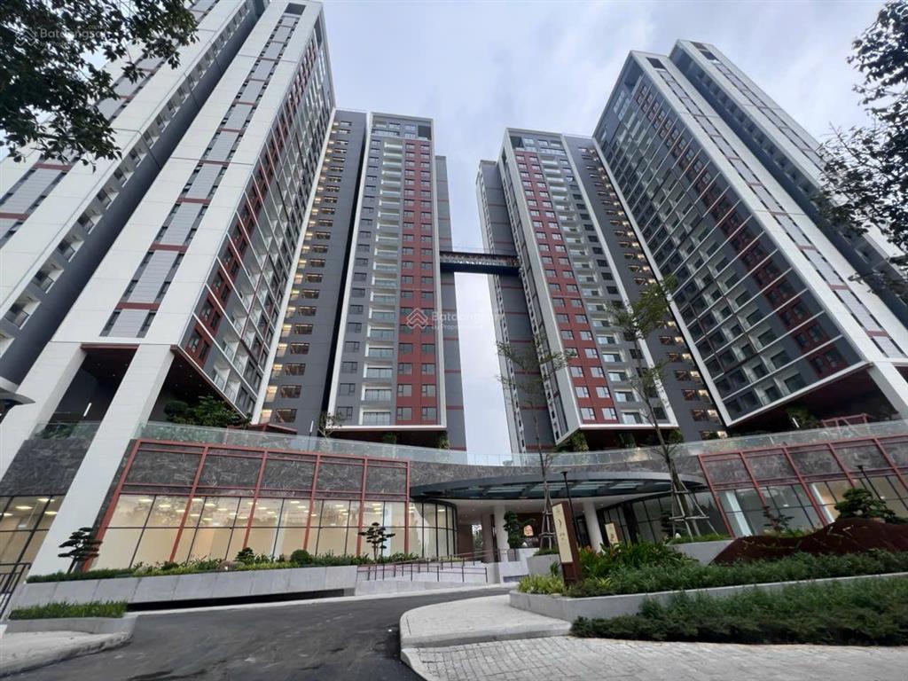Bán căn hộ essensia sky 74m2 giá 4.9 tỷ  quỳnh