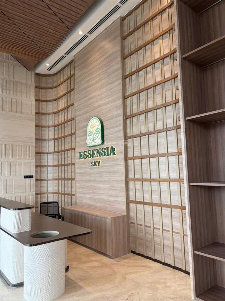 Bán căn hộ essensia sky 74m2 giá 4.9 tỷ  quỳnh