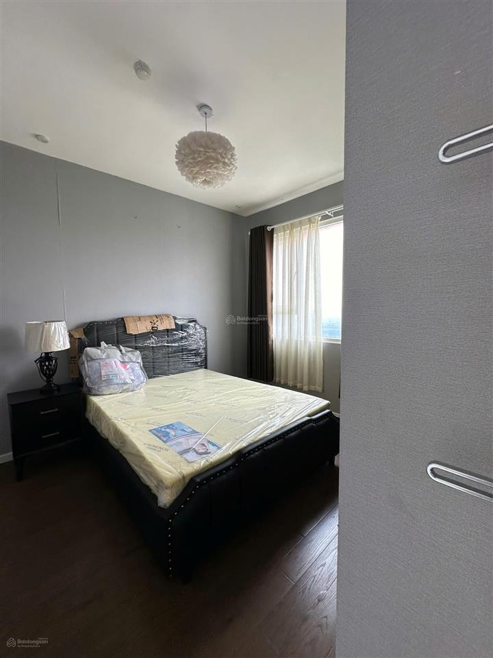 The park residence cần bán 2pn 1wc 63m2 giá 2.850 tỷ.  quỳnh 0383 891 ***