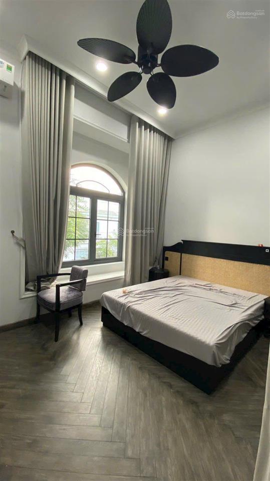 Cho thuê biệt thự tại phú mỹ hưng, 45 triệu, 125m2, view đẹp, uy tín