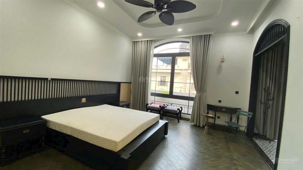 Cho thuê biệt thự tại phú mỹ hưng, 45 triệu, 125m2, view đẹp, uy tín