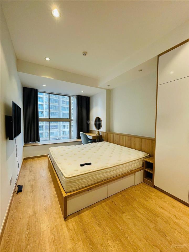 Cho thuê cc 2pn, 2wc, 80m2 tại mỹ giang, phú mỹ hưng, 32 triệu vnd