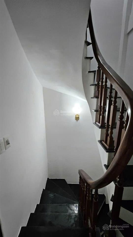 Nhà đẹp ở ngay,bán nhà an khánh hà nội 32m2 5tầng. 5.25tỷ.