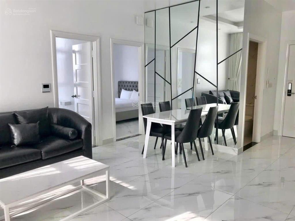 Thuê căn hộ cao cấp 2 phòng ngủ quận 1 full nội tất , sát landmark 81